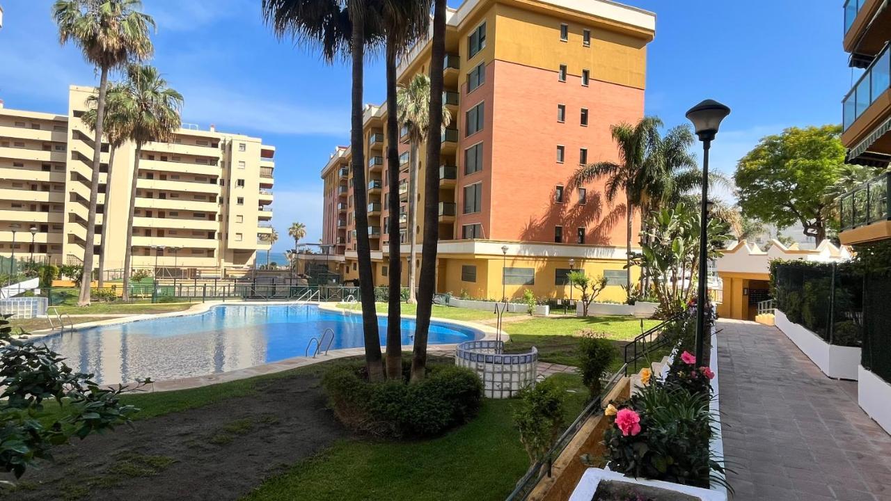 Primera Linea Playa , Front Line Beach トレモリノス エクステリア 写真